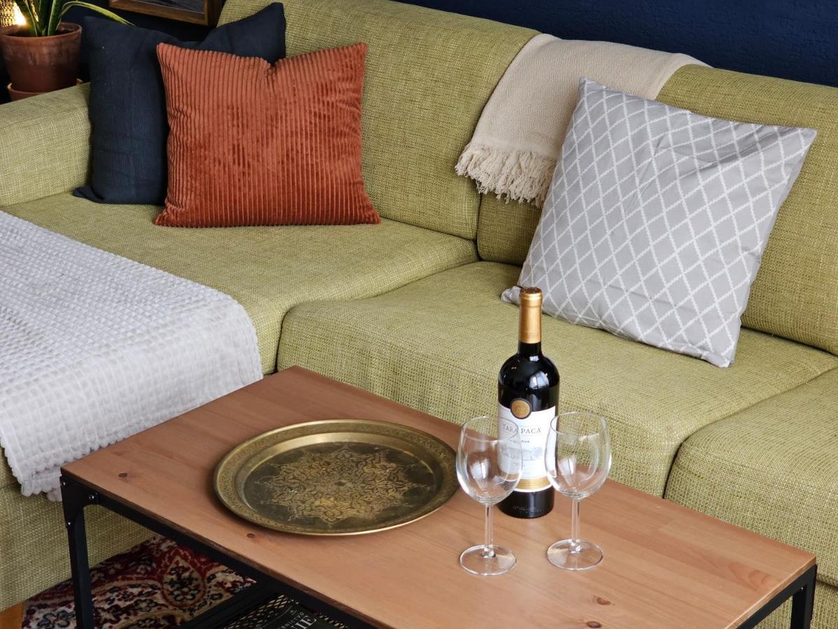 Stone Square Apartment Братислава Екстериор снимка
